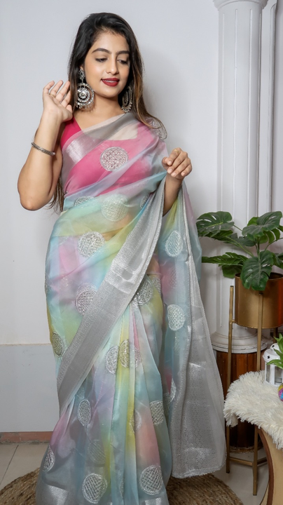 NEW ARRIVAL️️

Organza  weaving border Silk Saree (organza with silver border) in a hand printed c uploaded by Style's fashion on 5/9/2024