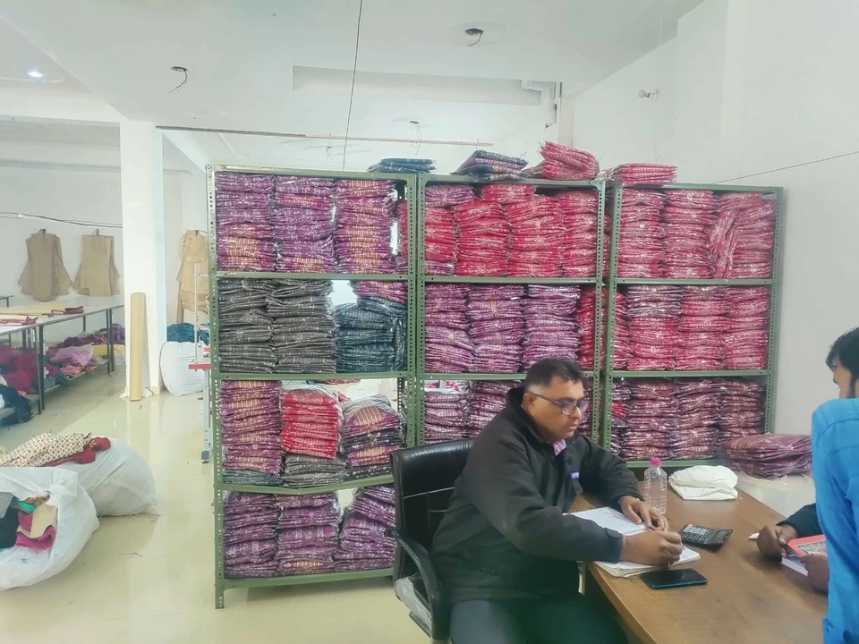 Warehouse Store Images of Ach Kurtis