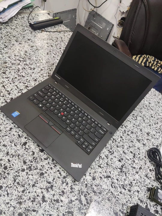 Lenovo ThinkPad X270 12.5" i5 6th Gen 8GB RAM uploaded by A2Z Technology  on 5/29/2024