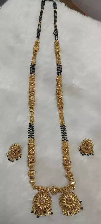 Product uploaded by Krishna imitation jewellery Barshi on 5/30/2024