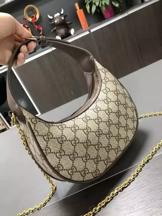 Gucci women's bags shoulder bags uploaded by GEC BAGS on 1/21/2023