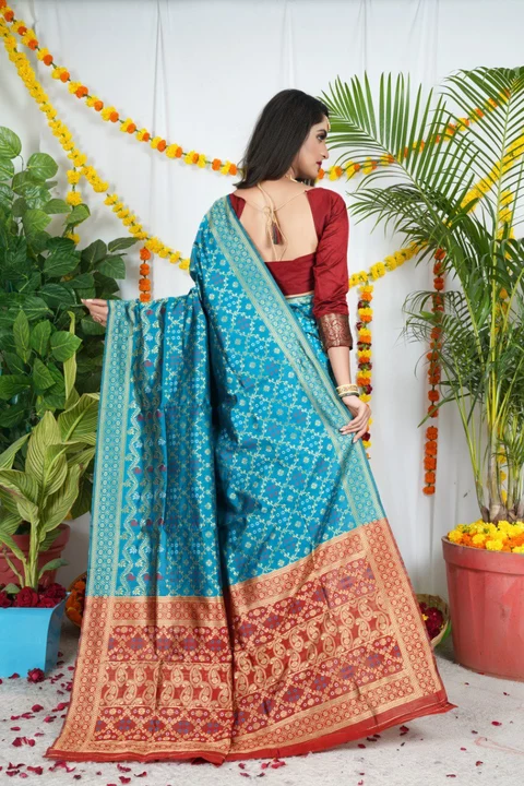 Bandhani Patola Saree  uploaded by Your Look Group  on 1/22/2023