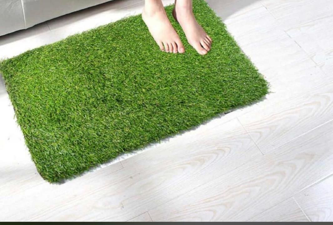 Post image *ARTIFICIAL  GRASS  MATS*

SIZE - 16 X 24 INCHES
FRESH LOOKS
UPPER QUALITY - GRASS
BASE QUALITY - ANTI SKID MATERIAL
WEIGHT - 450 GM

*JUS @ 220/-* 🛍🛒🛒