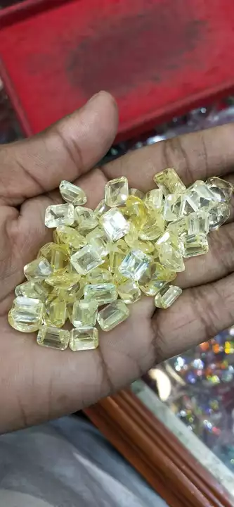 Beautiful yellow sapphire in domestic uploaded by business on 1/22/2023