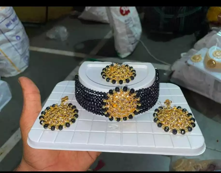 Aesriya calar set uploaded by Oswal Art jewellery on 1/22/2023