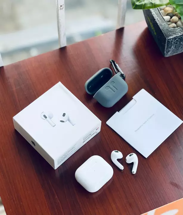 Airpod 3 with case cover uploaded by business on 1/22/2023