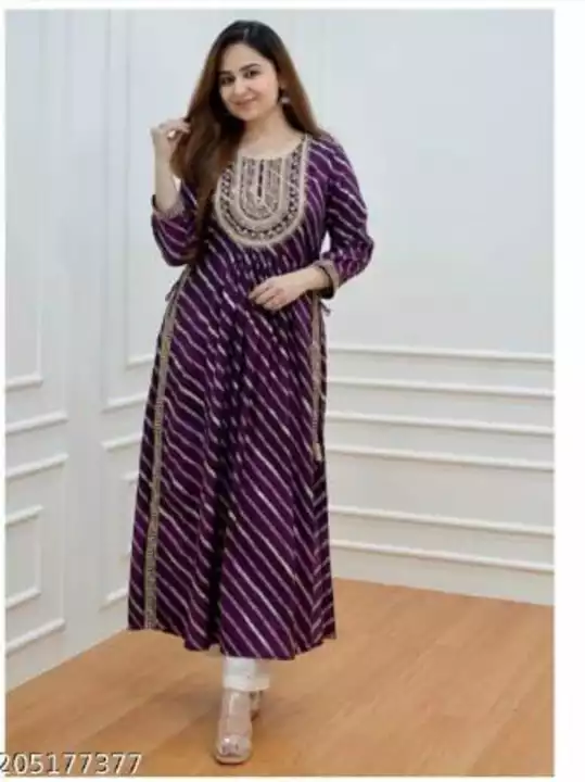 Post image I want 1-10 pieces of Kurta set at a total order value of 500. Please send me price if you have this available.