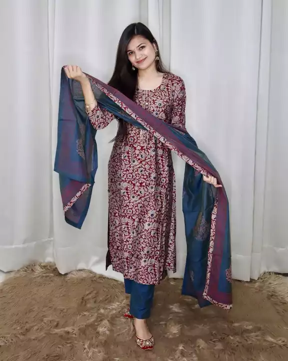 Post image *Beautiful Rayon 140  Fabric Straight kurti Pant With Dupatta* 

⭐Available Size-.           
M/38,L/40,XL/42,XXL/44, 

⭐Fabric: *Rayon 
⭐ Product: 

*Kurti+Pant +dupatta*
*Work: * Embroidery and  mirror work work  kurti  +duptta + Pant*
 
Color`s: *2 Colors*
Type: *Fully stitched*


  *price 795 free shipping/-*

Quality Products
Online selling Quality Products
Full Stock Available

#ashokafeb #ashoka #anar #rayon #outfit #kurtaset #embroidery #mirrorwork #feed
@ashokafeb