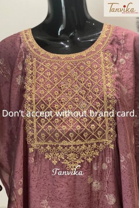 Post image *🍀Premium Collection  🍀*

*🌼Tanvika presents premium  collection of semi stitch dresses.*   
🌼Top - Modal silk with beautiful zardosi embroidery 
🌼Dupatta - Modal silk digital printed with cutwork and gota lace with embroidery on overall border
🌼Bottom - Pure Cotton

🌼Colour - Mauve

*MSP - 1600 with free shipping *.s