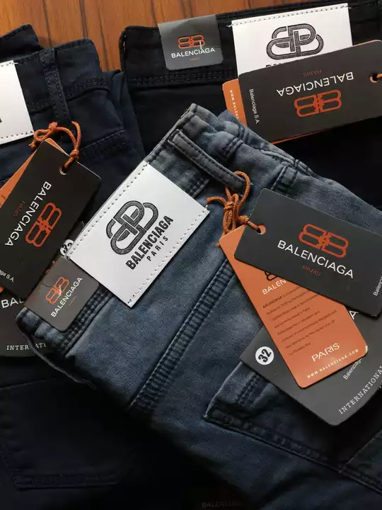 Cod available
Only courier charges advance 

*MASTER COPY*
*BALANCIAGA*
*SLIM FIT 41*
*FABRIC = SUPE uploaded by KRISHNA MULTI BRAND on 1/23/2023