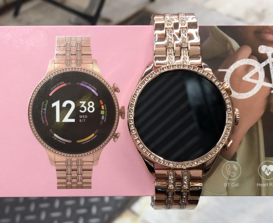 Fossil diamond strap smart watch uploaded by Taibani collection on 6/2/2024