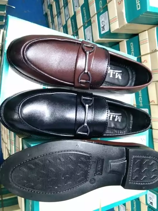 Post image Best quality loafers at low prices
Contact:- 7620554302 (what's app only)