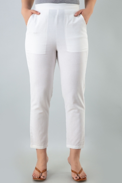 Post image I want 100 pieces of Pants for Women at a total order value of 6000. I am looking for Size S TO XXL
Color White
Pockets both sides. Please send me price if you have this available.