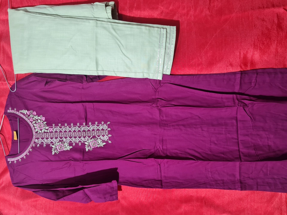 Kurti pent set only M size available  uploaded by Viha Fashion hub on 1/24/2023