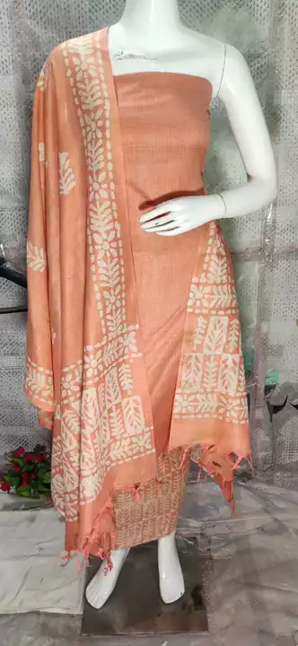 Post image 👉NEW COLLECTION

COTTON DOPIAN

BATIK  PRINT SUIT 👌🥰🥰
➡WITH TOP , BOTTOM AND DUPATTA 
 
➡ FREE SIZE..

➡FULLY READY PIECE (ONLY DESPATCH PROCESS)

➡@650/- RS..ONLY
..👈🔥🔥🔥
ANY TIME READY STOCK

All types printed dress materials available