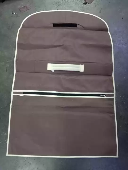 Product uploaded by Afsha bag manufacturers on 1/25/2023