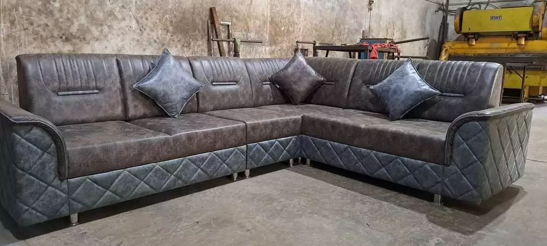 Leather sofa  uploaded by business on 1/25/2023