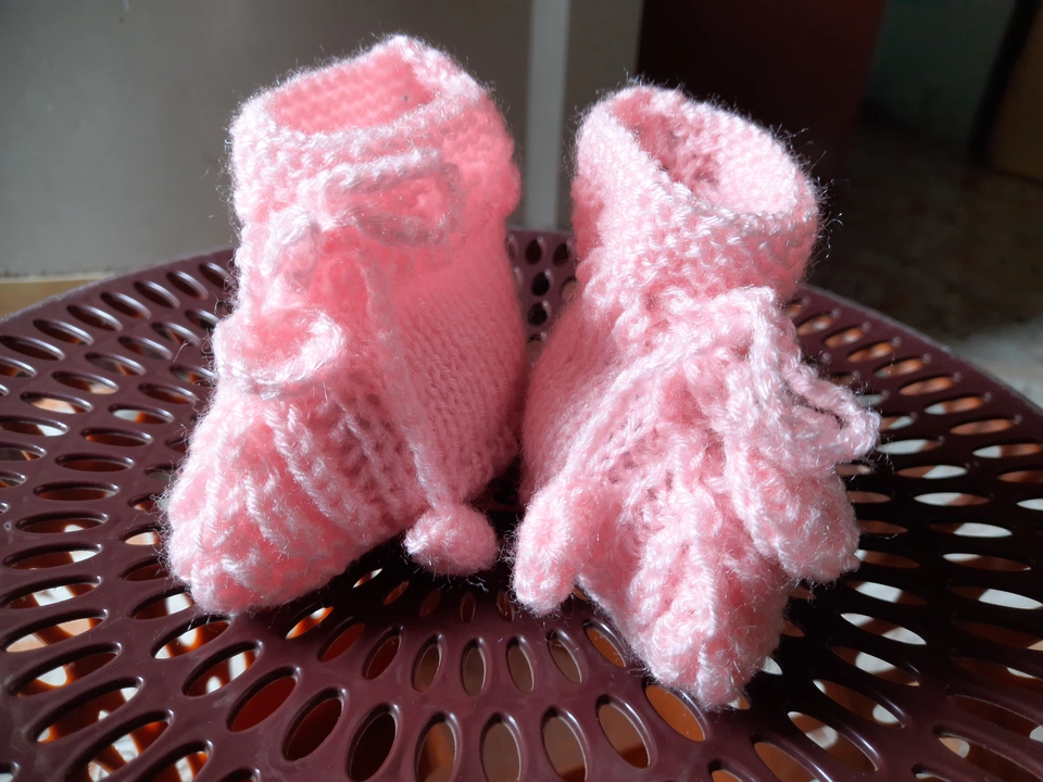 Hand knitting baby booties 0 to 6 month baby  uploaded by Shweta creation on 5/29/2024