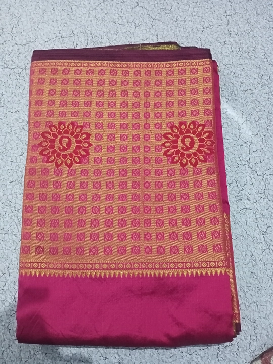 Product uploaded by Tohfa saree on 5/29/2024
