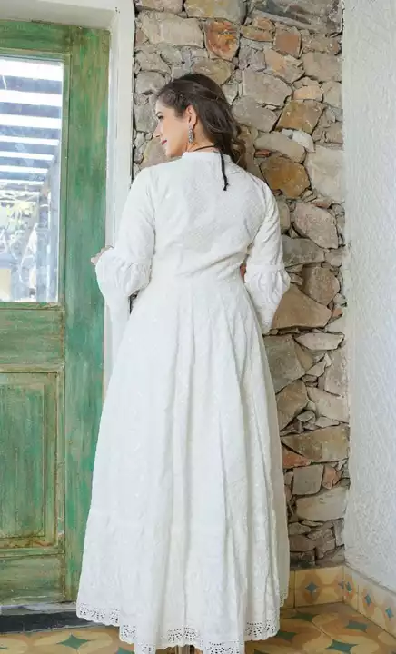 white luckhnawi chikankari cotton Kurti Pant  dress with cotton lining attached inside uploaded by Shree Dayal and Company on 1/27/2023