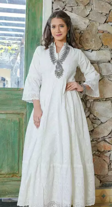white luckhnawi chikankari cotton Kurti Pant  dress with cotton lining attached inside uploaded by Shree Dayal and Company on 1/27/2023