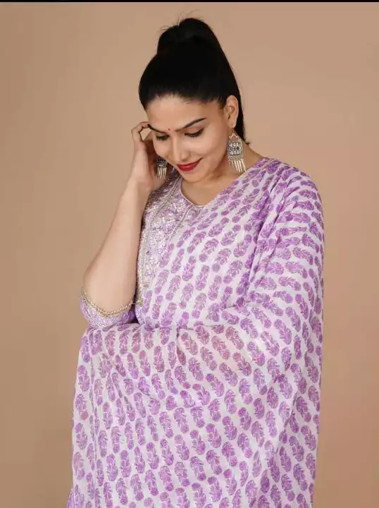 Product uploaded by VIPIN FASHION SURAT on 1/28/2023