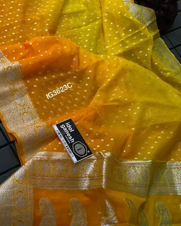 Banarasi warm silk soft saree uploaded by SHAMEEMA SAREES on 1/28/2023
