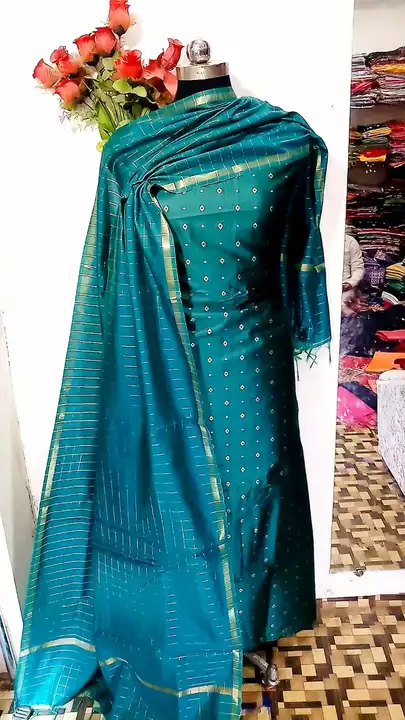 Banarsi 3 pics suit  uploaded by Sarees and suit and dupatta dress material  on 1/28/2023