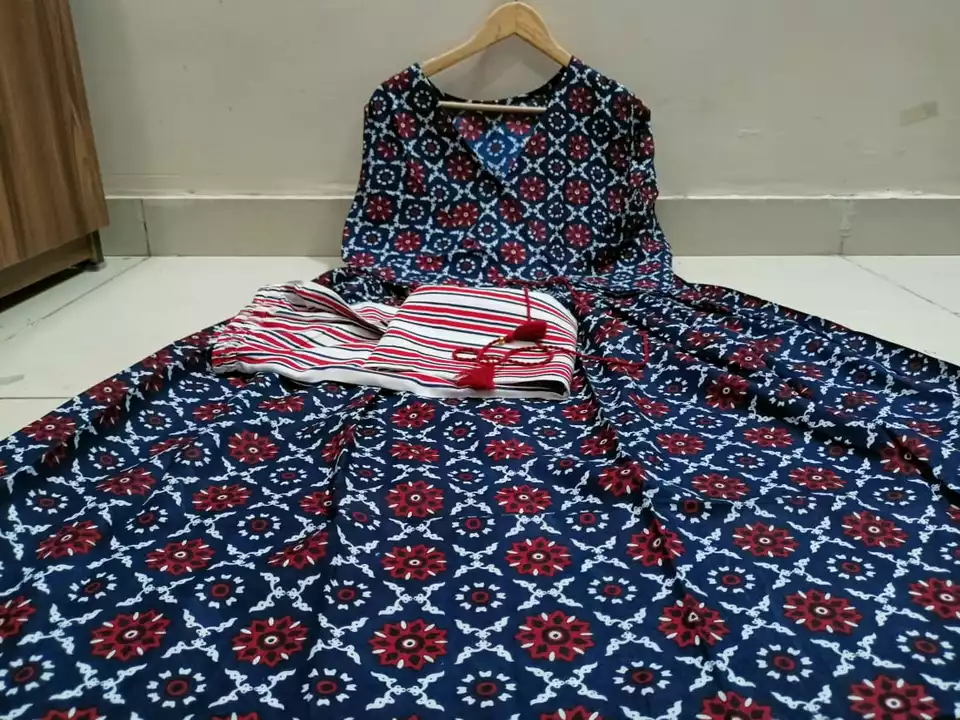 BEAUTIFUL Heavy Anarkali Gown with Pant  uploaded by Shree Dayal and Company on 1/29/2023