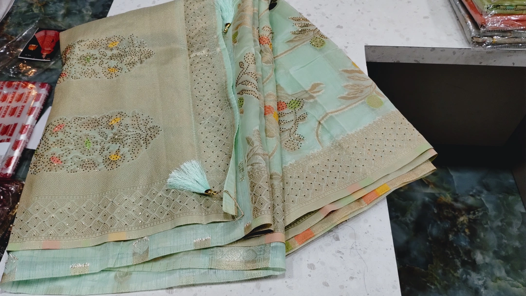 Banarasi silk saree  uploaded by Mahalaxmi creation on 5/29/2024