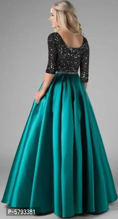 Post image I want 1 pieces of Gown at a total order value of 500. Please send me price if you have this available.