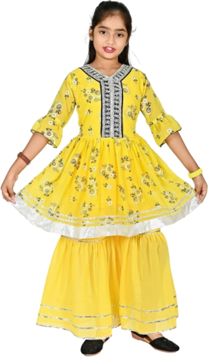 Dresses Girls Party(Festive) Kurta Pyjama

Fabric: Georgette

Primary Product  uploaded by business on 1/30/2023