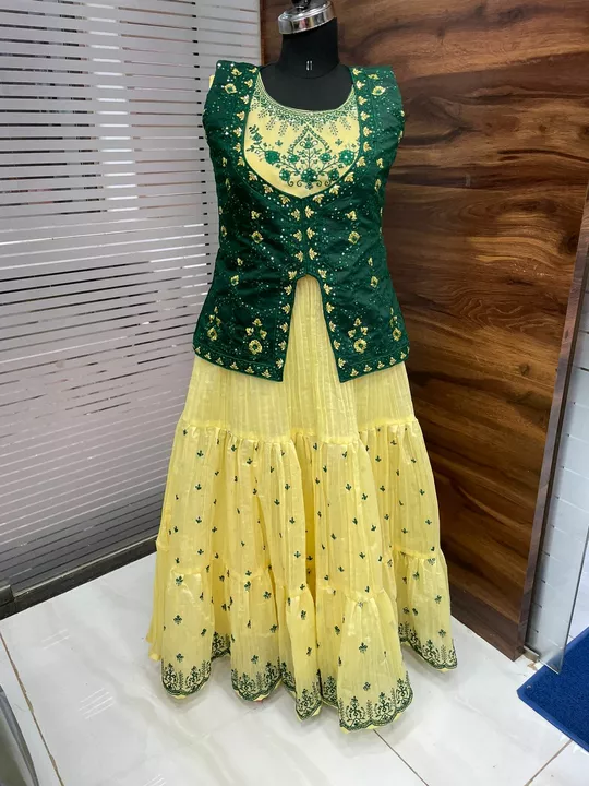 Gown  uploaded by Arihant fashion hub on 1/30/2023