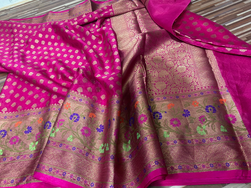 Banarasi warm tilfi eskat soft silk saree
 uploaded by Belal And Sons on 2/1/2023