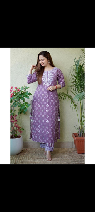 Kurti with paint uploaded by business on 2/1/2023
