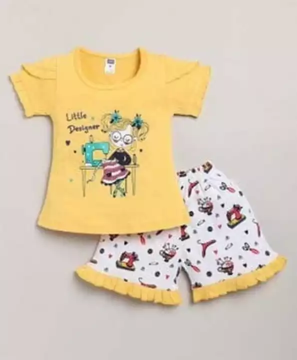 Product image of girls set, price: Rs. 200, ID: casual-look-little-girl-yellow-28ed88b1