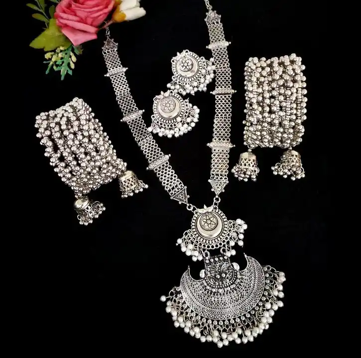 Product uploaded by S R  Jewellery on 2/1/2023