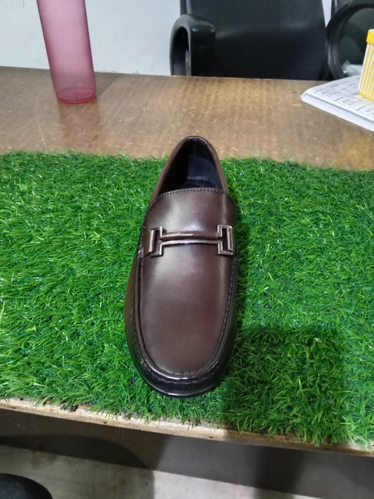 Fully leather comfort shoes uploaded by business on 2/2/2023
