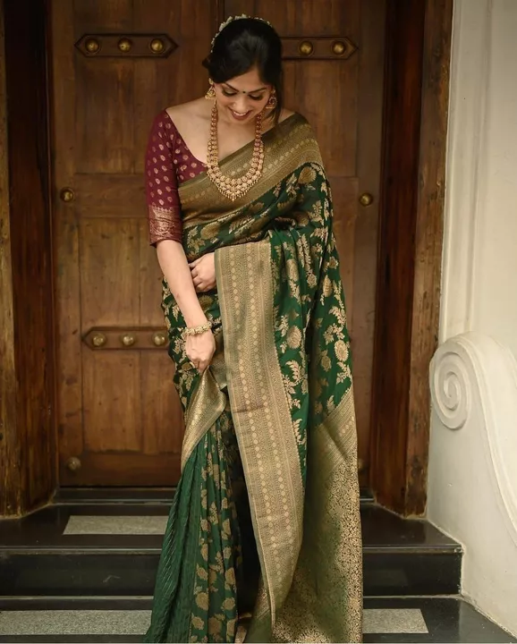 Post image I want 50+ pieces of Saree at a total order value of 100000. I am looking for Banarasi semi georget silk ❇️ available all colour and best quality fabric stock available . Please send me price if you have this available.