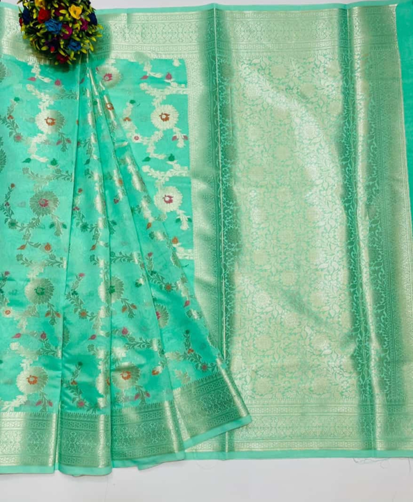 Georgette Saree uploaded by Banarasi Saree Manufacturing on 2/2/2023