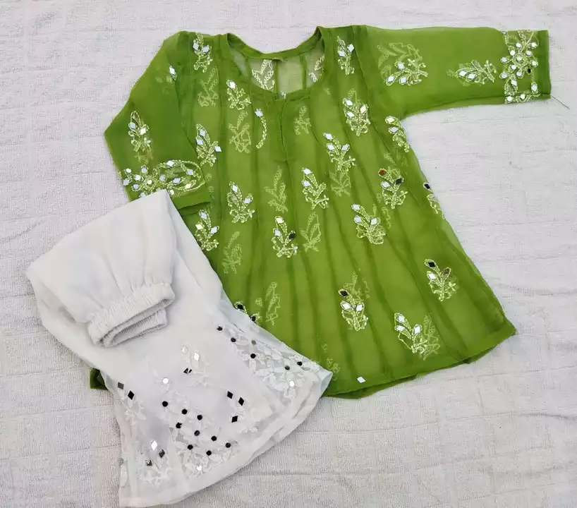 Post image I want 11-50 pieces of Kaftan set,kurti set,plazo set at a total order value of 5000. Please send me price if you have this available.