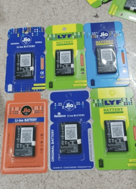 Jio Mobile battery full 2000 mah uploaded by P3 STORS on 5/31/2024