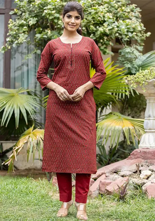 RUST RED FLORAL COTTON KURTA PANT SET

 uploaded by business on 2/2/2023