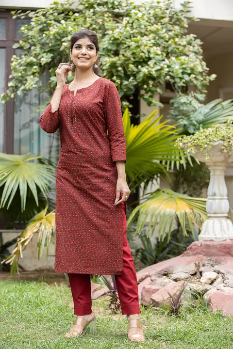 RUST RED FLORAL COTTON KURTA PANT SET

 uploaded by Clothing on 2/2/2023