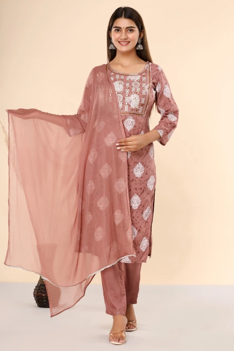 Product uploaded by Pooja Fashion on 5/28/2024