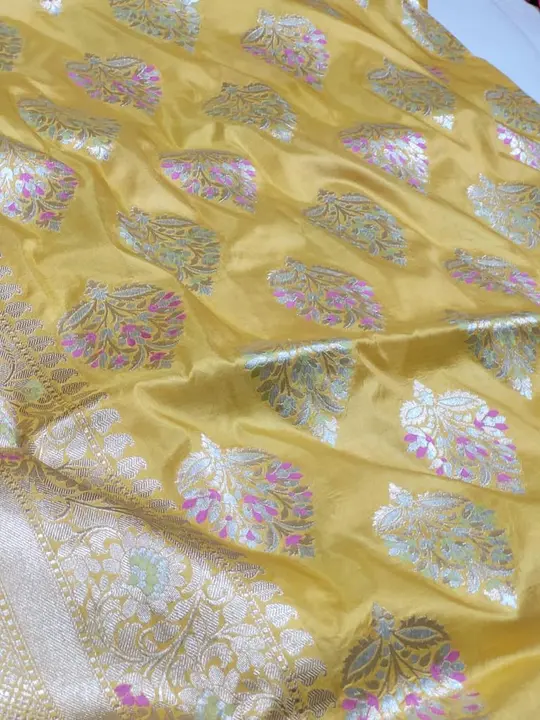 Designer sarees uploaded by Vijay textiles on 2/2/2023