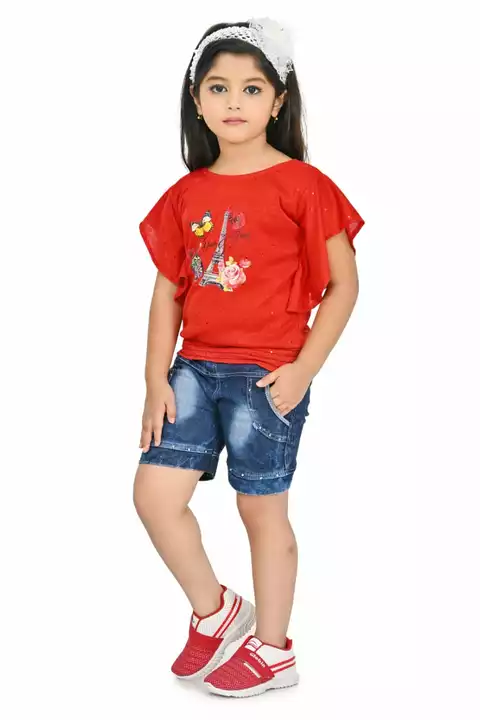 GIRLS TOP AND BOTTAM SET uploaded by RAHAT GARMENTS on 2/2/2023