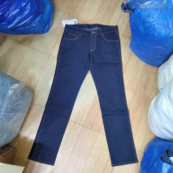 Straight fit jeans uploaded by Virus export on 2/2/2023