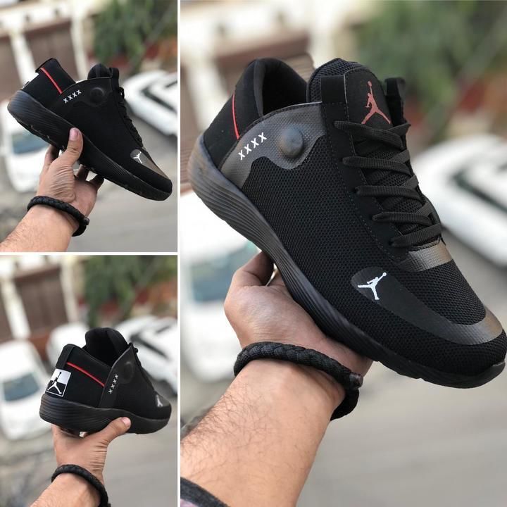 Post image ❤❤❤❤❤❤❤❤

*✅BRAND* : *JORDAN*

*✅STYLE*:  *ANKLES*

*✅SIZE* : *6 TO 10☝☝☝*

*✅PRICE* : *999🤪🤪*

*❣FREE SHIPPING ALL OVER INDIA* ❣

*BEST FOR DAILY WEAR*