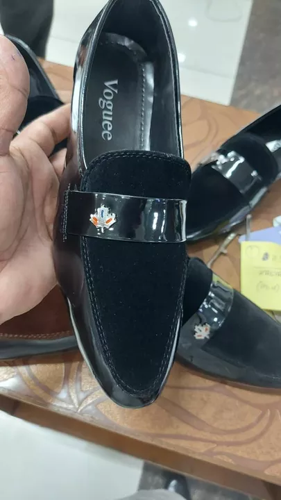 Product uploaded by Shoes wholesaler  on 2/3/2023